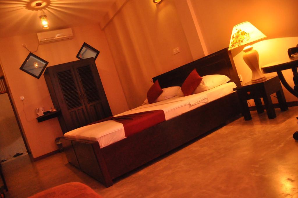 Hotel Silan Mo Mirissa Dış mekan fotoğraf