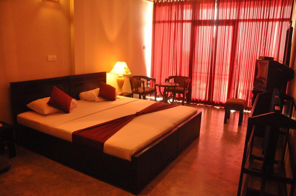 Hotel Silan Mo Mirissa Dış mekan fotoğraf